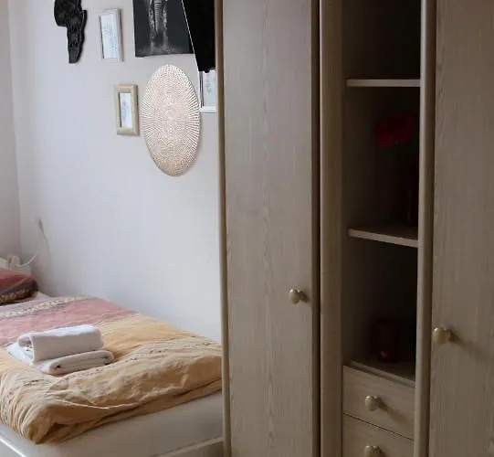 Michels Nest בית אירוח *